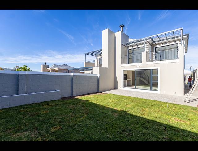 3 BEDROOM HOUSE TO LET IN BRACKENFELL SOUTH